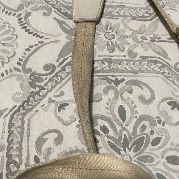 Coach Waverly Hearts CC Logo Patent Leather Swingpack Crossbody Purse Bag - Picture 8 of 9